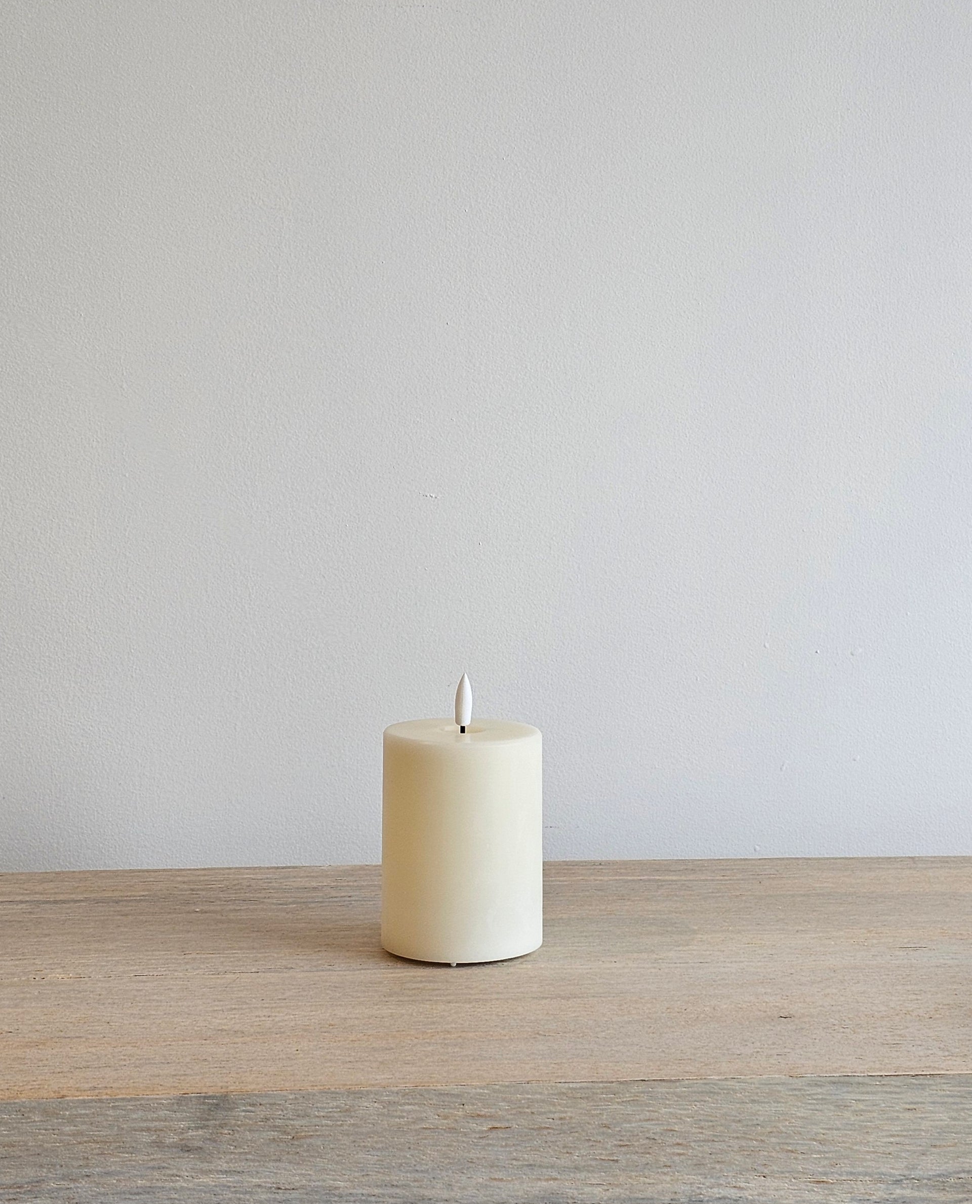 LED pillar candle 3"× 4"