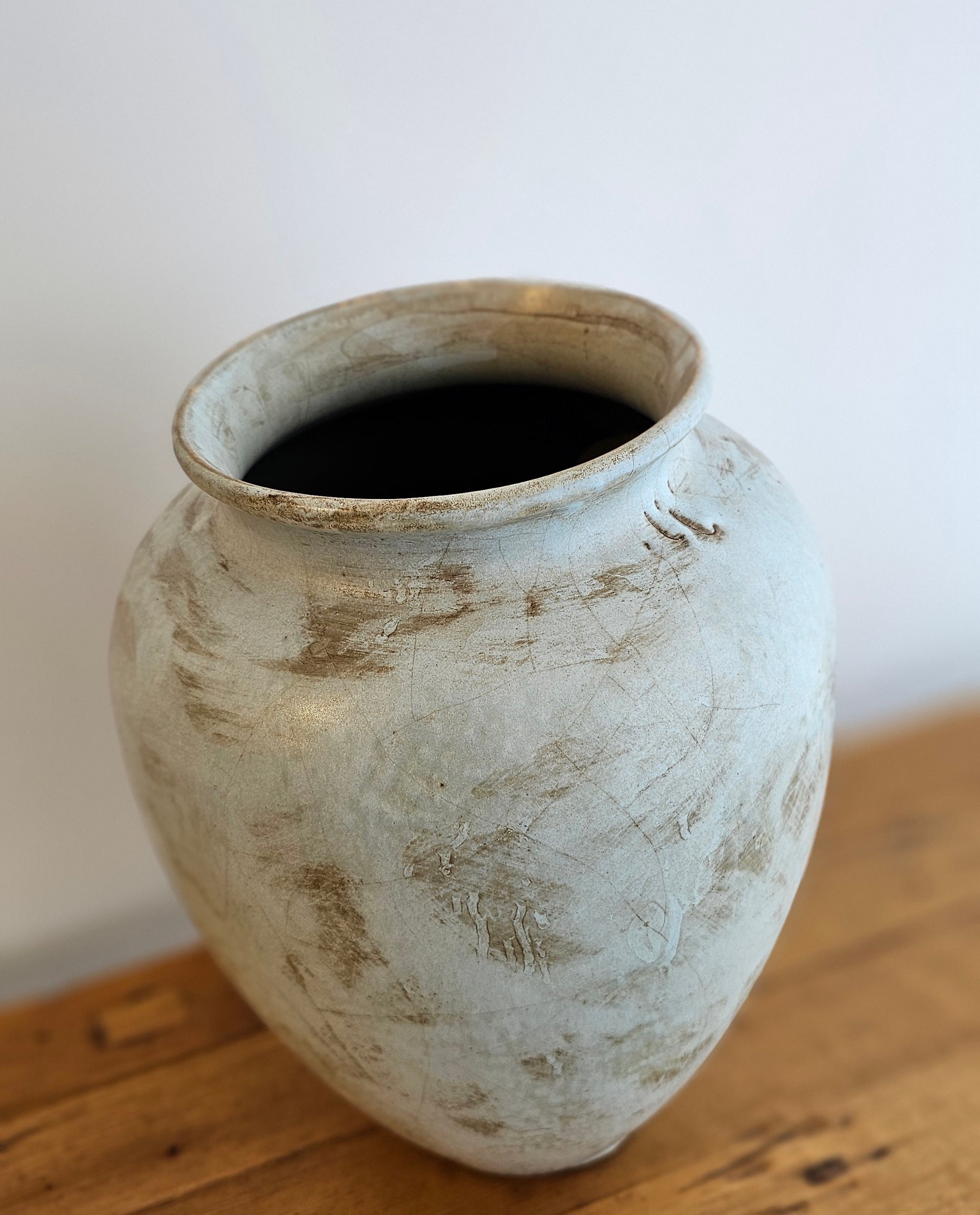 Adalet Vase