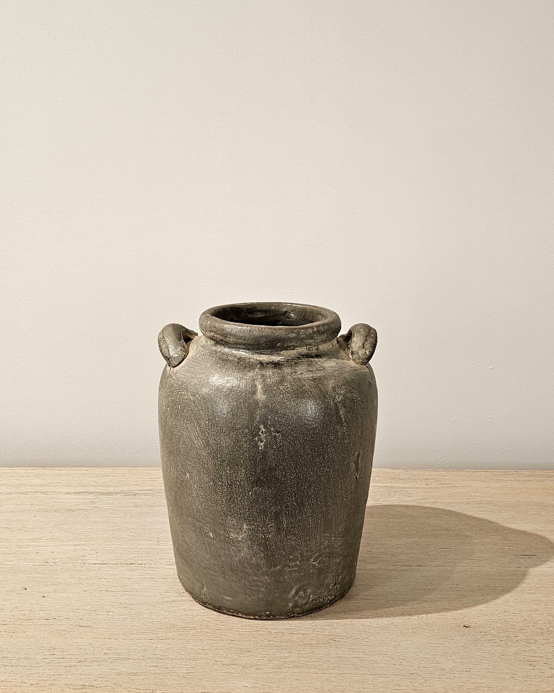 Lino Vase