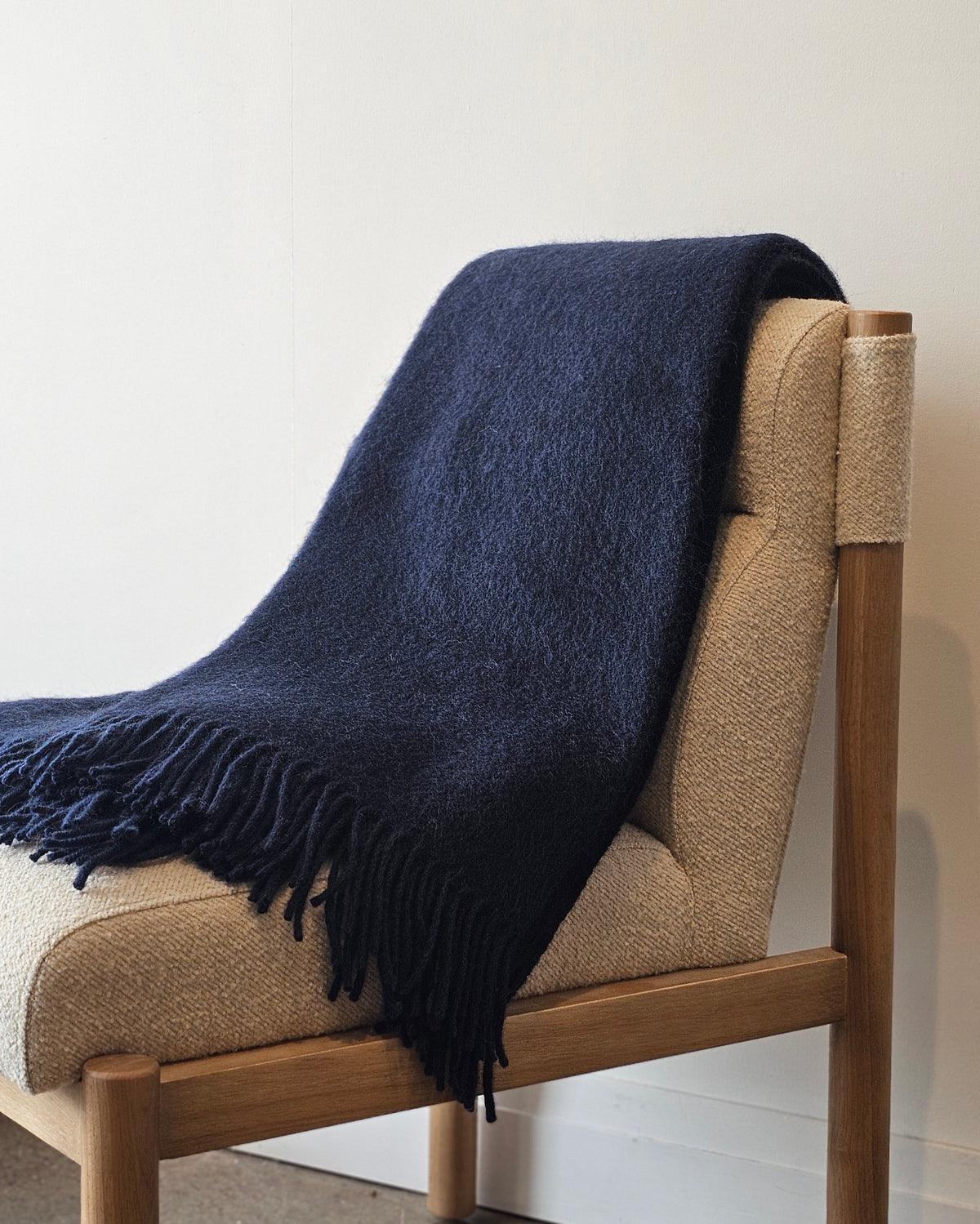 Gotland Wool Throw Navy