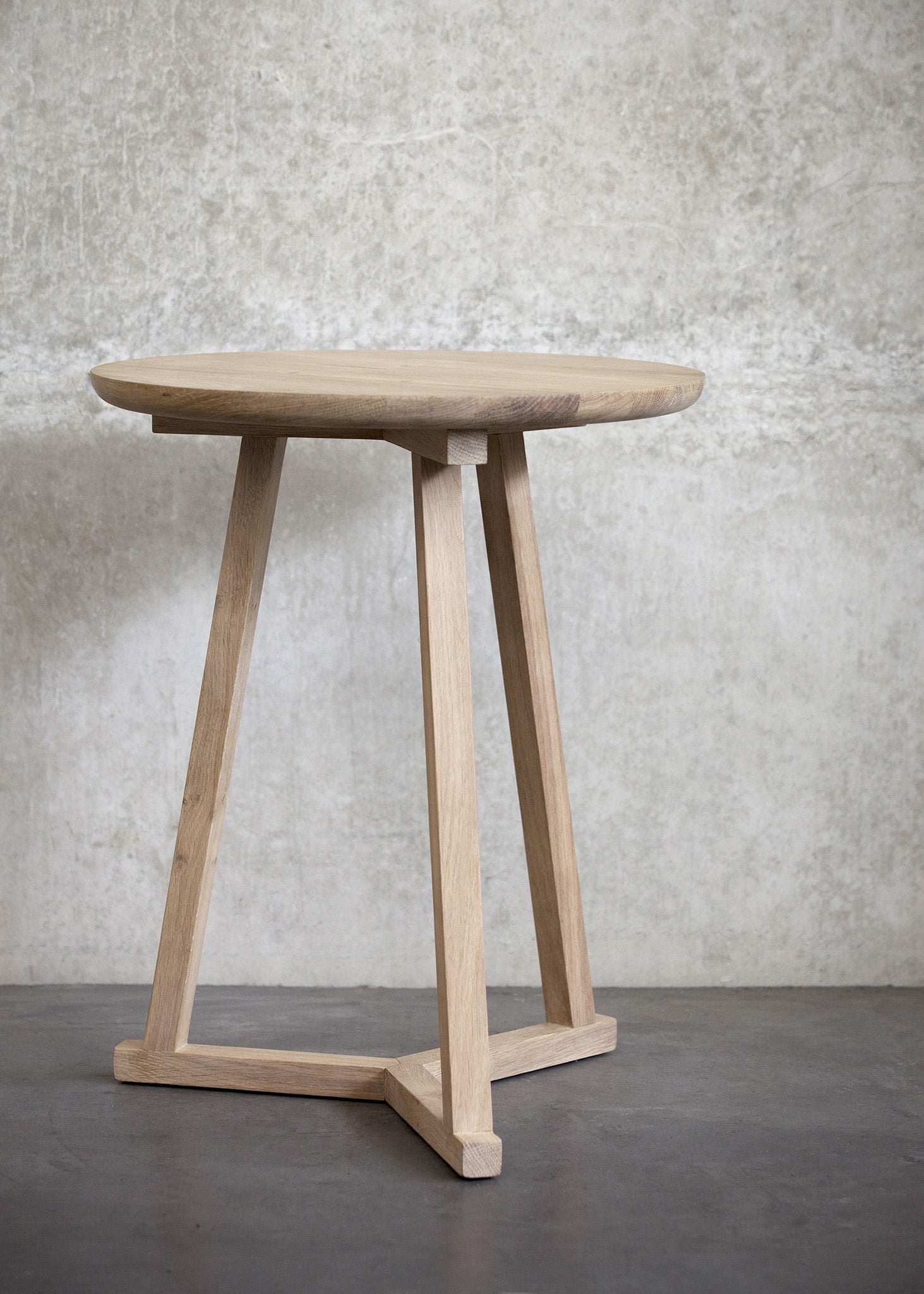 Tripod Side Table, Oak